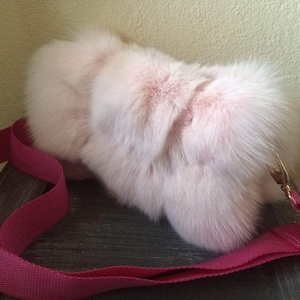 Crossbody Pelztasche, Rosa Fuchspelztasche, Kleine, süße und weiche Fuchspelz