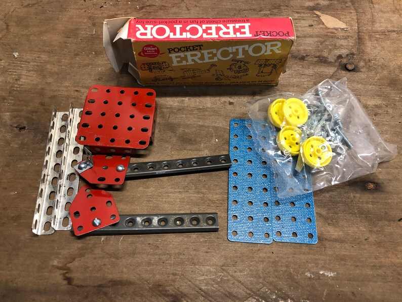 pocket erector set