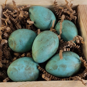 PRIMITIVE WOODEN EGGS | Rustic Wood Crate | Farmhouse Kitchen Decor | Folk Eggs | Robin Eggs | Basket Filler| Spring Table | Tiered Tray |