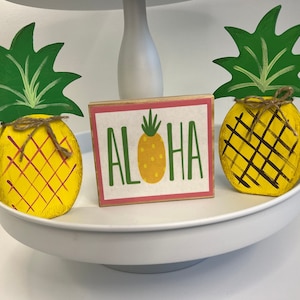 PINEAPPLES | ALOHA Sign | Summer | Hawaiian | Beach | Tiered Tray Decor | Luau | Shelf Sitter | Tiki Bar | Farmhouse | Pool Party Fiesta