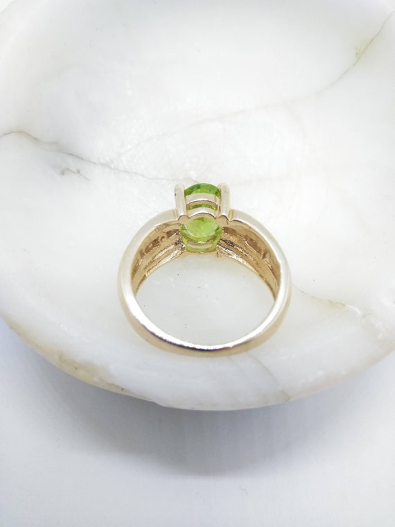 14k Gold Diamond & Peridot Ring  Size 5.5  Solid … - image 8