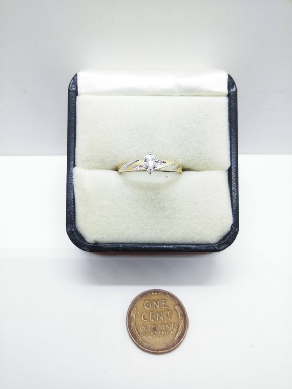 14k Gold Vintage Diamond Engagement Ring  Size 7 … - image 4