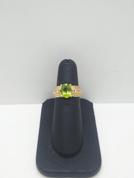 14k Gold Diamond & Peridot Ring  Size 5.5  Solid … - image 1