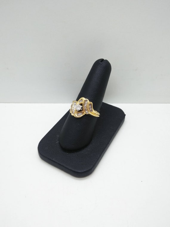 14k Gold Vintage Diamond Engagement Ring  Size 8.… - image 3