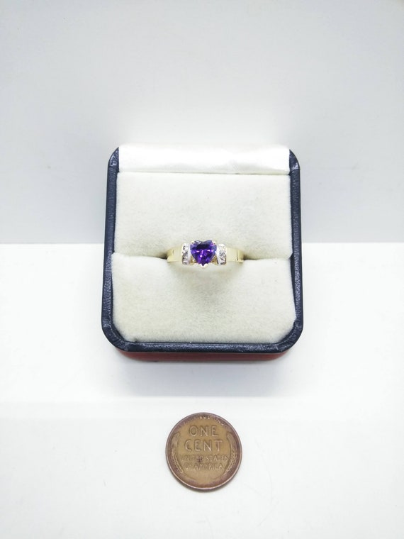 10k Gold Diamond & Amethyst Heart Ring  Size 7.5 … - image 5