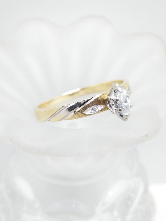 14k Gold Vintage Diamond Engagement Ring  Size 7 … - image 1