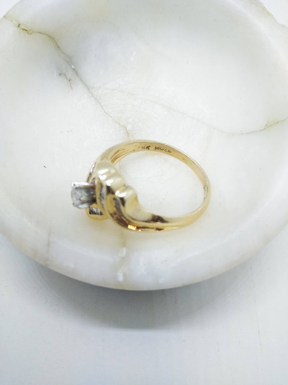 14k Gold Vintage Diamond Engagement Ring  Size 8.… - image 7