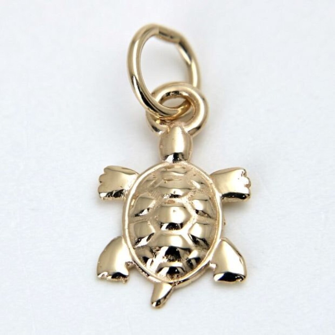14K Solid Gold Turtle Pendant Luck Charm Gift Weight 0.65 Grams Length