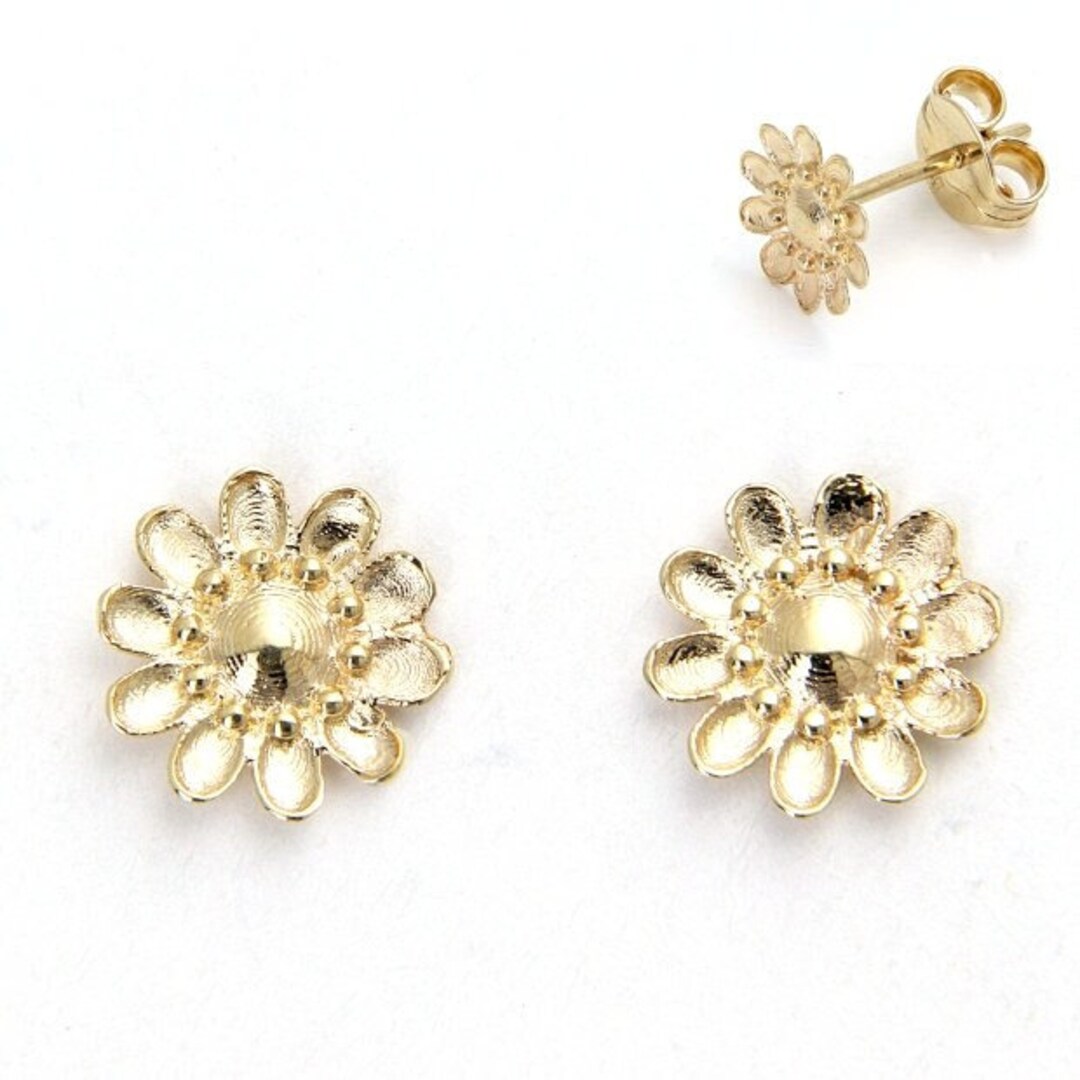 Women's Flower Earrings Made of Solid 14K Pure Yellow Gold Push Back