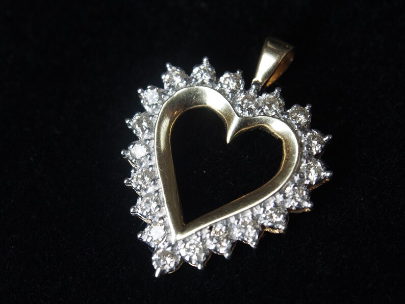 OPEN HEART NECKLACE main image 1