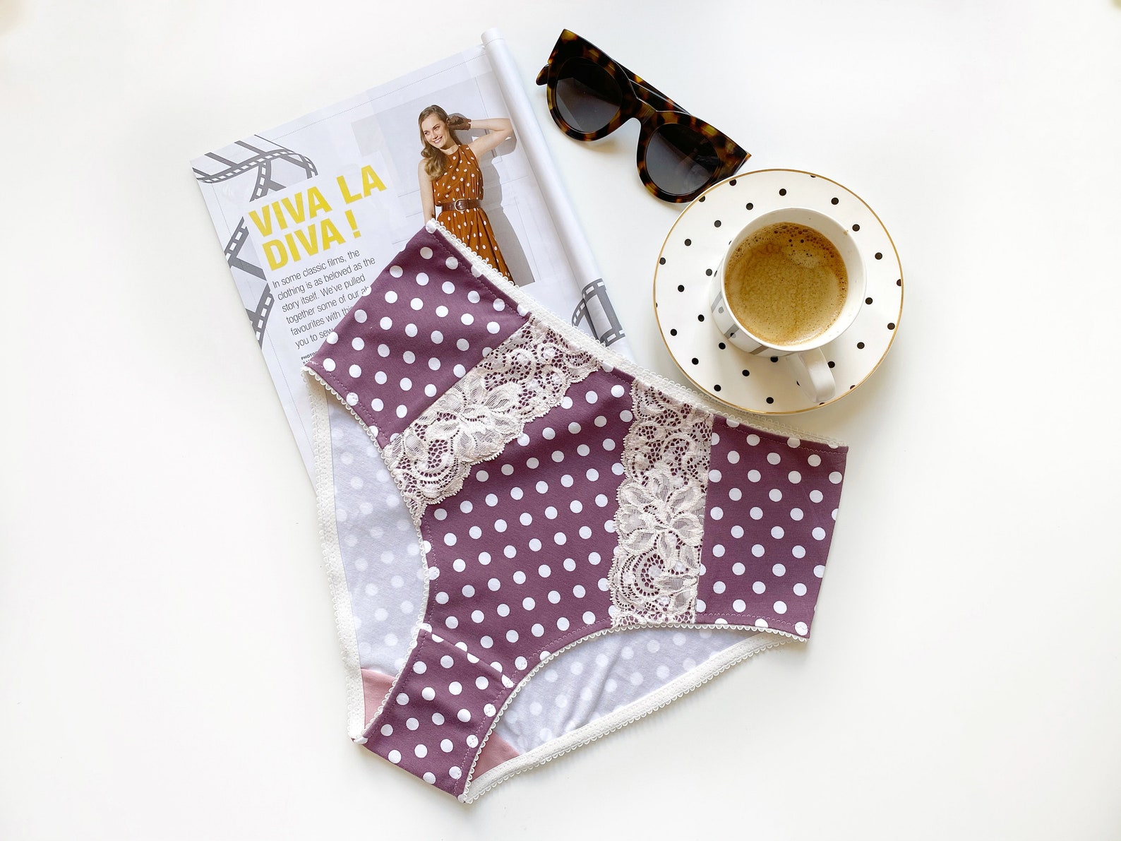 Highwaisted Hipster Style Panties With Polka Dots for the Women