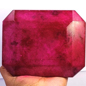 Natural Red Ruby 5205.0 Ct Certified EGL Gemstone Ashcher Shape   6MNR