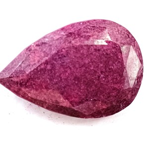 Ruby Today&#39;s Mind Blowing Best Offer 600-700 Carat Certified Loose Gemstone Natural Earth Mined Gemstone Pear Shape Red Ruby From Africa SKR