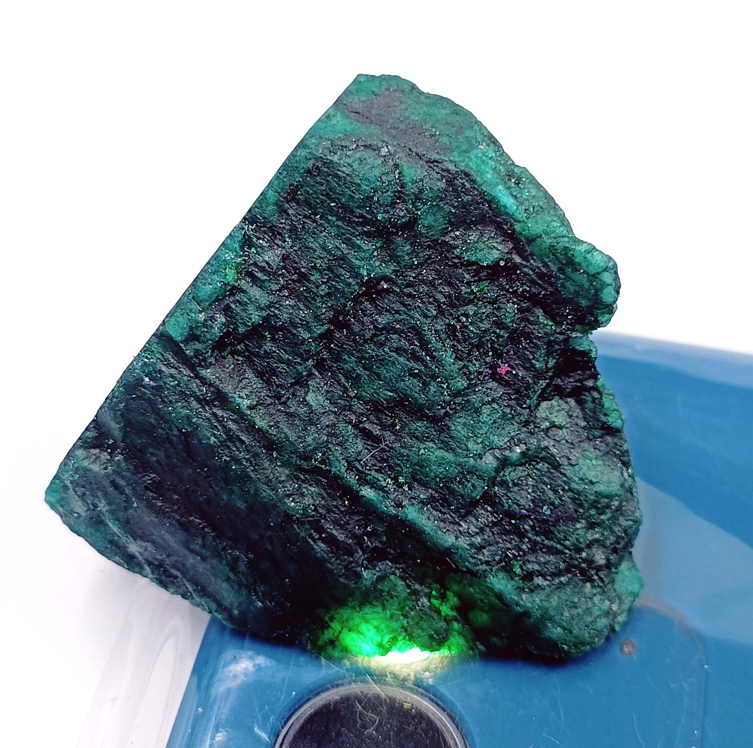 thumbnail image 2 of Natural 4.50 Ct Certified Colombian Green Emerald – Unheated, Trillion Cut, Eye Clean – Loose Gemstone 2 of 6
