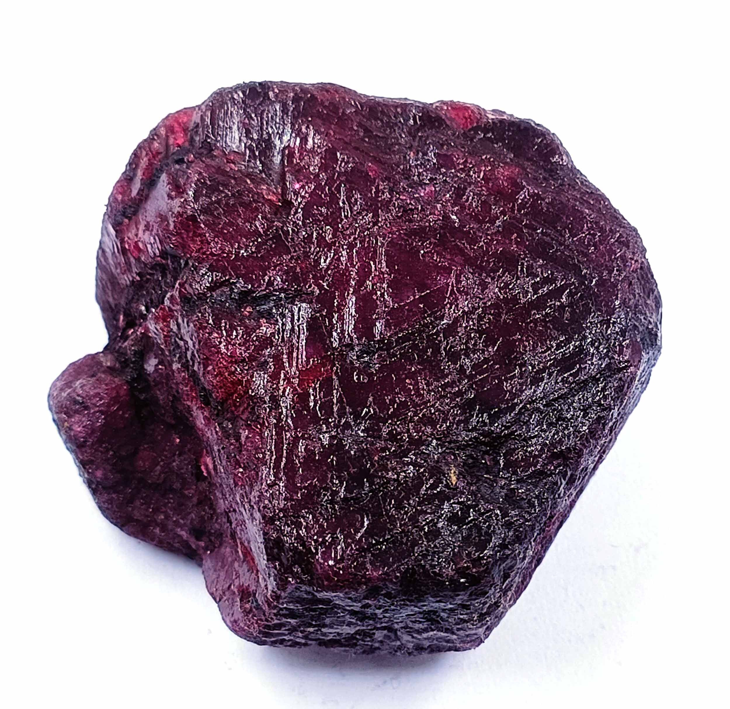 ルビーチャクリ 570-580カラット 認定天然レッドルビー原石