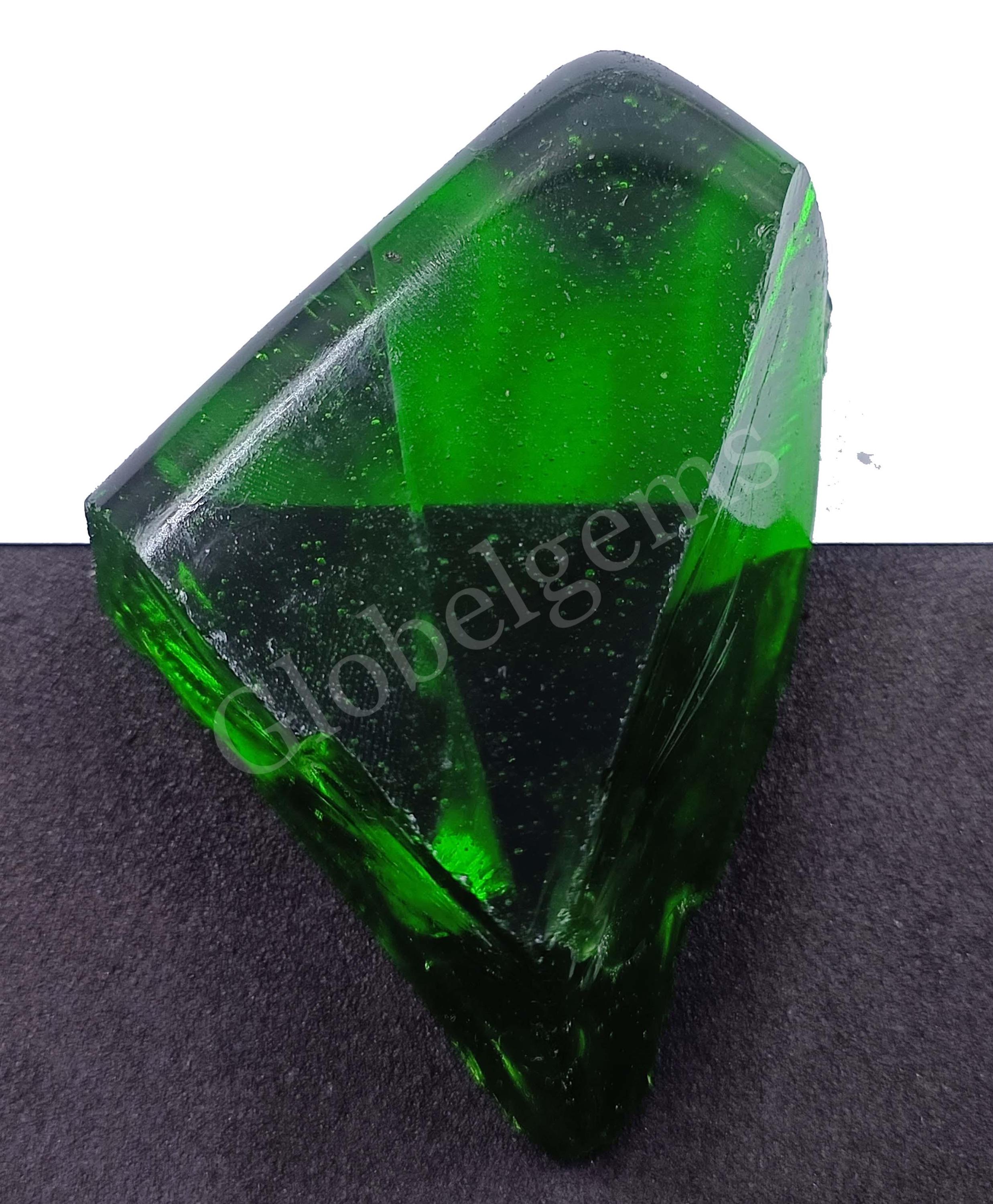 ペリドット 天然 831.95 カラット 認定ルースストーン パキスタン産 未