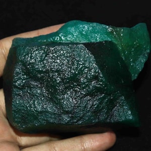 Emerald High-Quality 2060 Ct Certified 95mmx63mmx55mm Natural Green Emerald Gemstone Rough From Brazil Chunk Uncut Shape OKJ