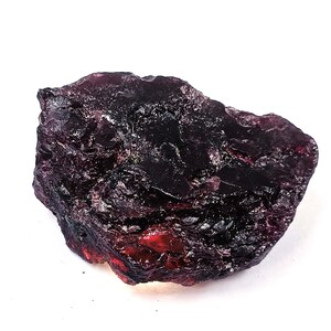 Earthmined Semi-Transparent Red Alexandrite Raw 100-120 Ct Certified Chunk Uncut Healing  43x27x20 mm High-Quality Raw Top Quality GRW