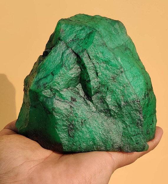 Emerald Expensive 6300 Ct Certified Natural Rock Emerald