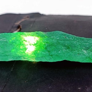 Weekend Offer Natural Certified Colombian Green Emerald Raw Chunk Uncut Healing Earthmined 75.10 Ct Loose Gemstone Raw 73x13x10 mm GRS