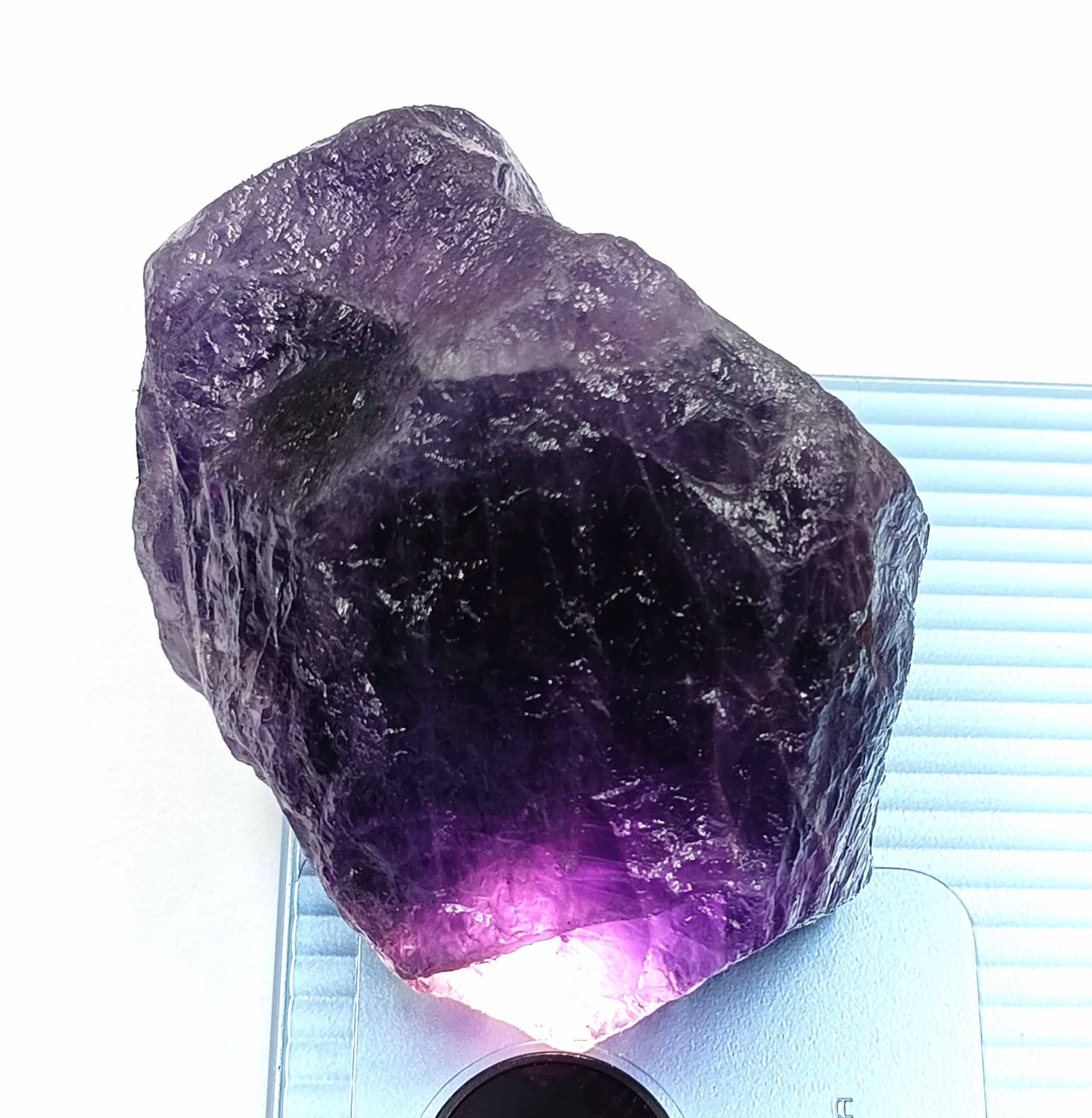 Alexandrite De Laboratoire 28.00 Carats - Pierre à Facettes, Changement De Couleur - Qualité AAA