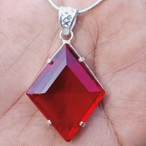 Natural Red Ruby Pendent 84.40 Ct Rhombus Shape Certified EGL Gemstone 6ANV