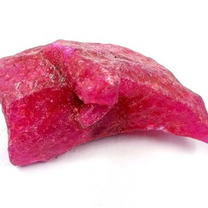 Rubis rouge naturel brut, pierre de rubis non taillée de 435 carats, pierre précieuse rouge en vrac pour la création de bijoux 6OSK