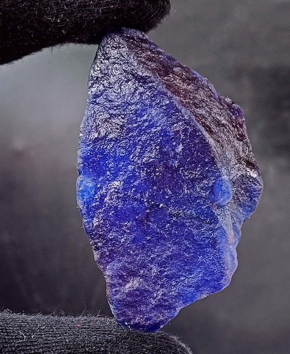 Sapphire Finest Quality Chunk Uncut African Blue Sapphire Raw 150