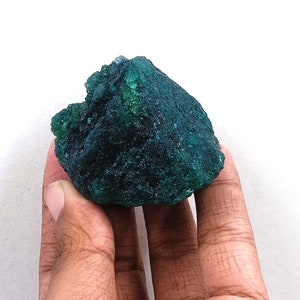 High-Quality Offer 693.20 Carat Certified Natural Colombian Green Emerald Raw Chunk Uncut Raw 53x49x43 mm Rough Shape Healing Power SAZ
