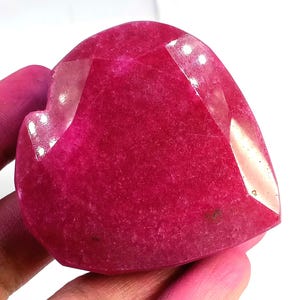 Natural Red Ruby 355.0 Ct Certified EGL Gemstone Heart Shape 6MNX