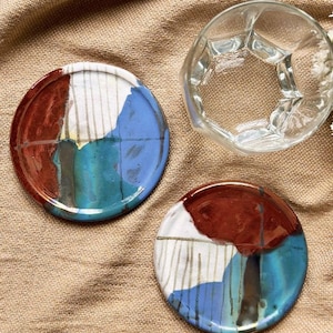 Handgjort keramikunderläggset: Abstrakt konst, flerfärgad glasyr