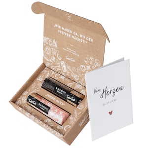 Salz und Pfeffer Set Geschenk zur Hochzeit inkl. Grußkarte und Eheweisheiten aus der ganzen Welt, edles Geschenk Set für Ehepaare