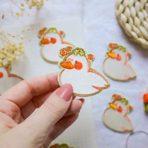 アヒルの刺繍パッチ - かわいい動物のヒートアクセサリー
