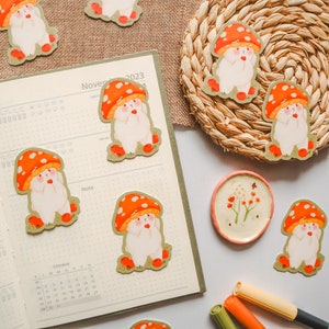 Vinyl Sticker Flake - Mochi x Pilz | Bujo Sticker, Planner Sticker, Scrapbook Sticker, Herbst Sticker, Charakter Sticker, Tier Sticker