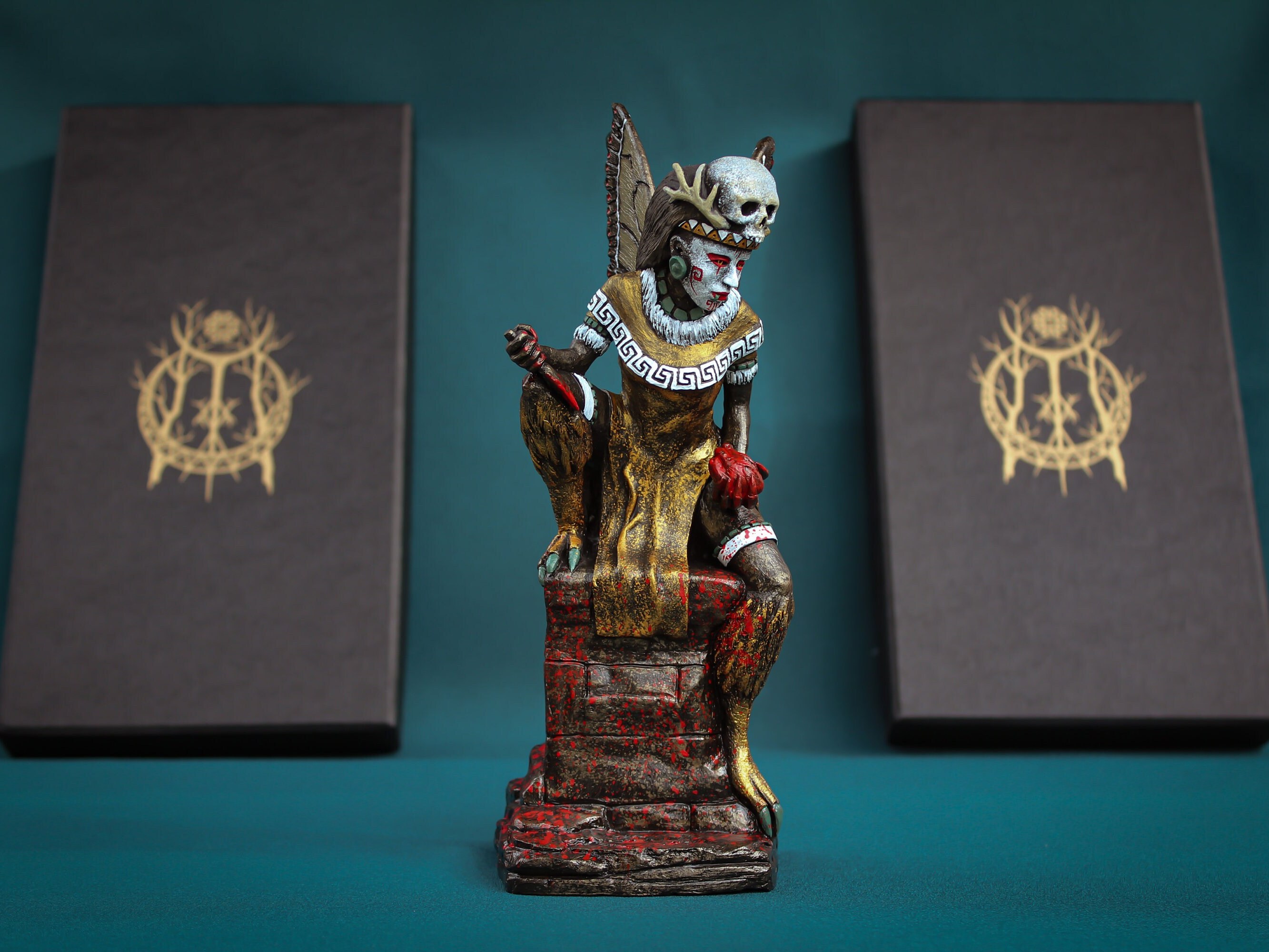 イツパパロトル像：黒曜石の蝶 - アステカの女神像 - Etsy 日本