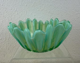 Fostoria Heirloom Teal Green Glass Opalescent Bowl Vase Ribbed Handkerchief