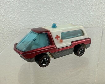 Vintage Hot Wheels Redline the Heavyweights Ambulance Red W/ White