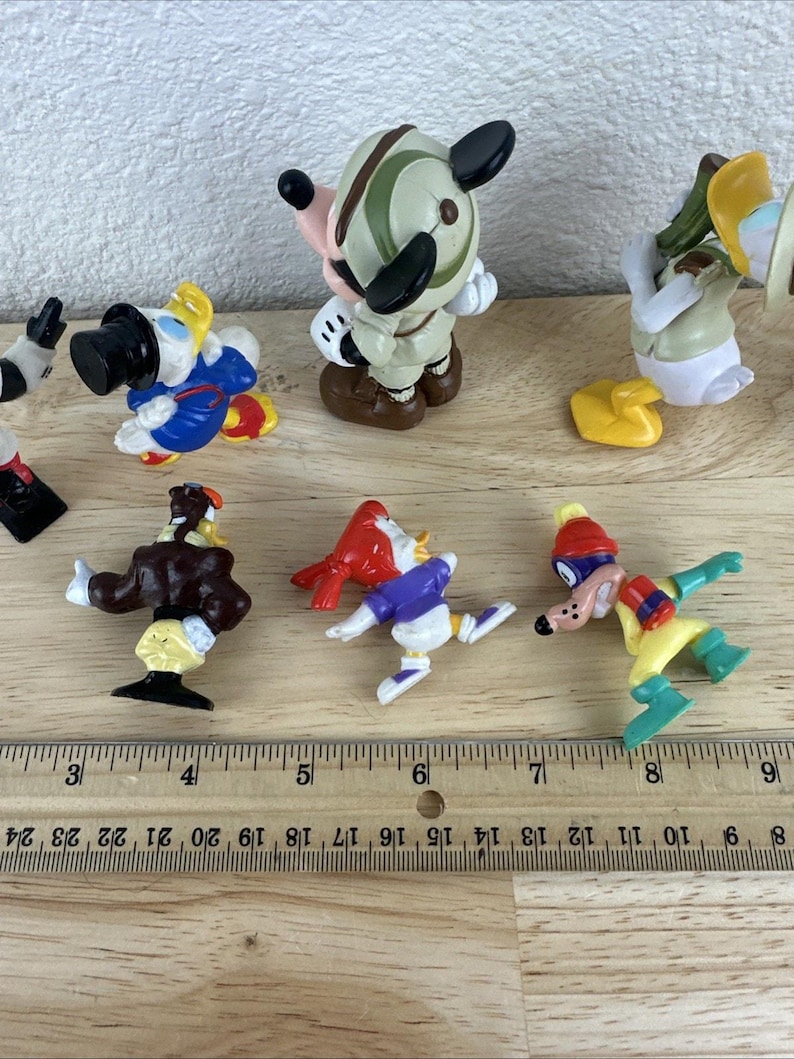 Disney Mickey Mouse Safari / Duck Tales PVC Figure Mixed Lot Darkwing Animal image 6