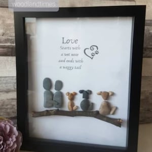 Retrato de perro y familia en piedra artística, nariz mojada, cola meneando, decoración de pared enmarcada