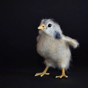 Felted Realistic Bird Chicken Ornament,  Wool Bird Life size animal figurine, Soft sculpture/art toy, Chick mom gift