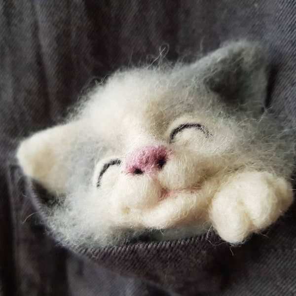 White Kitten Brooch, Cat Mom Birthday Gift, Needle felted Jewelry