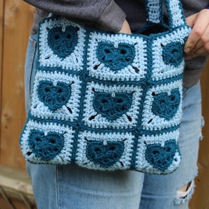 Crochet Heart Tote Bag - $15.49 on AliExpress, via Thieve •