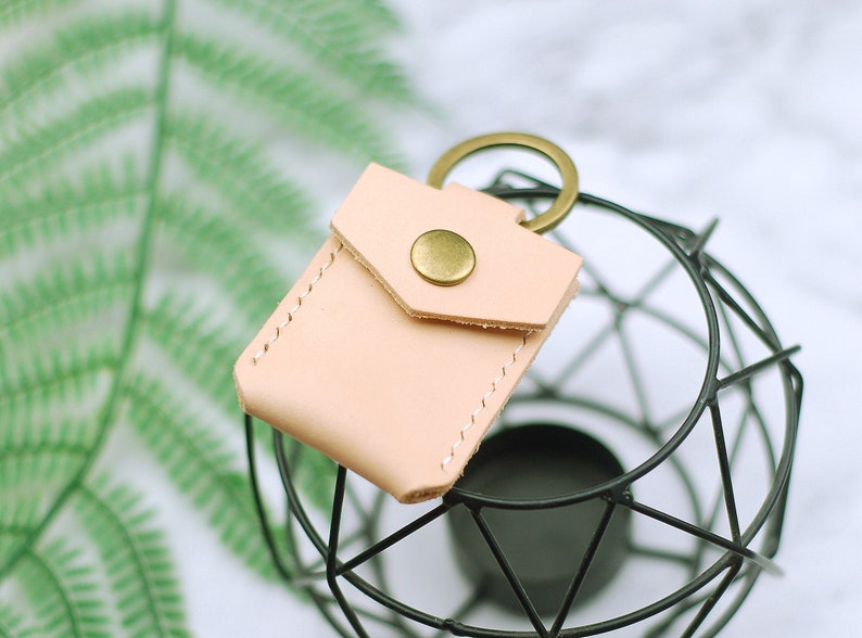10 pc Genuine Leather Pound Coin Keyring Guitar Pick holder SD card holder Mini wallet keychain with personalized customize option