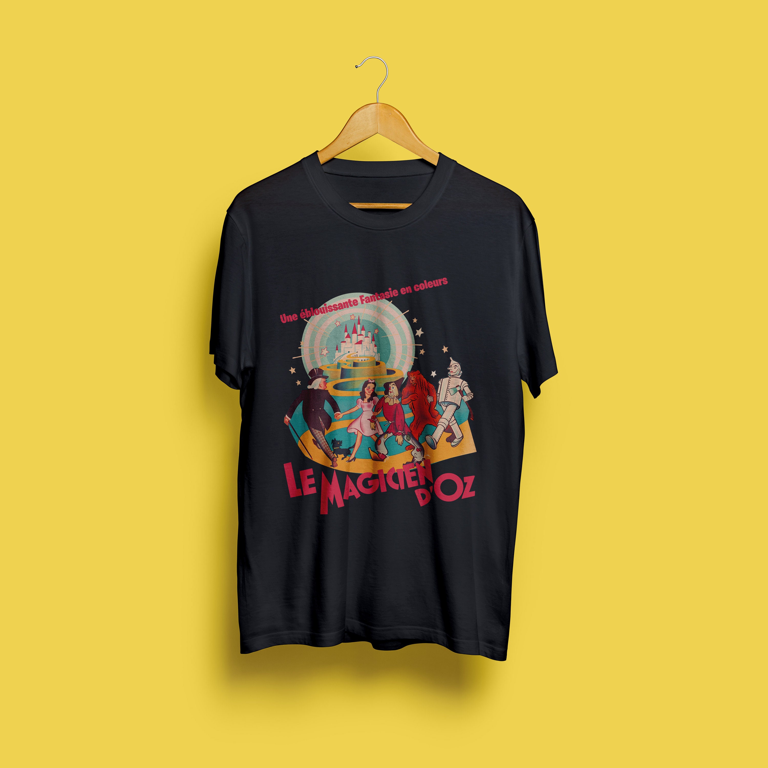 T-shirt Japonais Le Magicien D'Oz - Dorothy, Tin Man, Épouvantail, Lion - Taille L - Occasion Excellent état