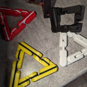 Triangular Infinity Fidget Toy