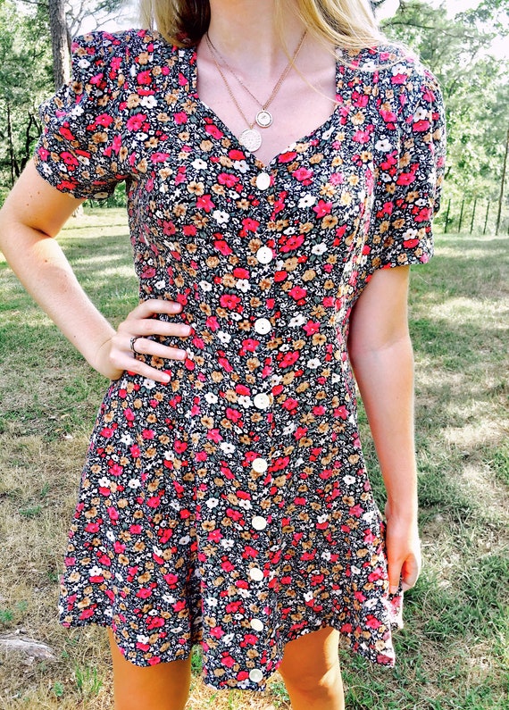 Vintage Ditsy Floral Mini Dress.