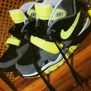 Mens nike hi store top trainers
