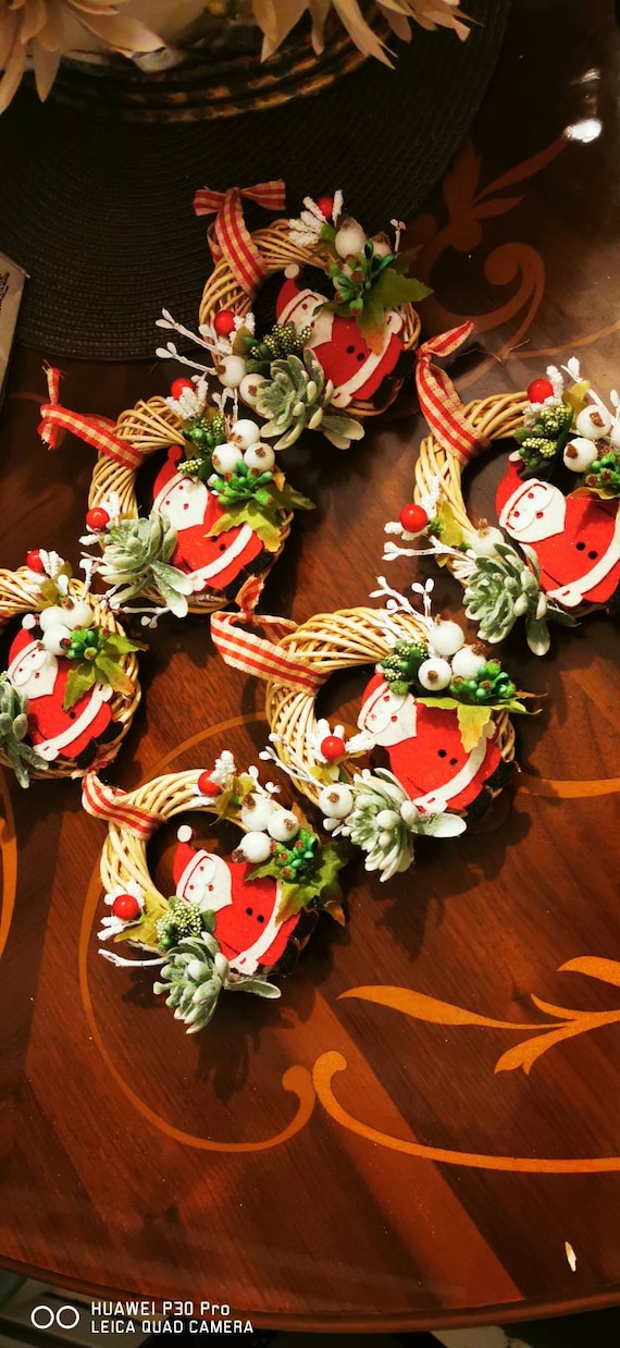 How to Decorate With Small Wicker Wreaths: Stunning Ideas Revealed