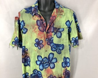 upcycled 80s Magnum P.I. Zombie Halloween Costume. Hawaiian Shirt Luau  Party. Dirty Bloody Mens Shirt M L