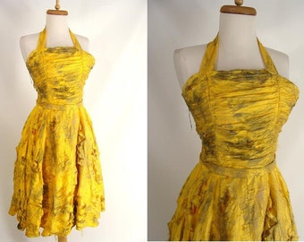 No Blood Dirty Sexy Post Apocalyptic Zombie Prom Homecoming Queen sexy Halloween Costume. Short Yellow Halter Dress size 0 XS